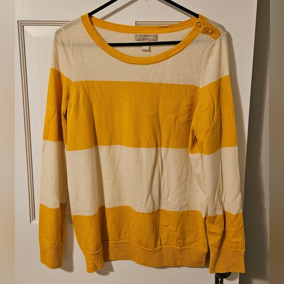 Banana Republic Sweaters - Banana Republic Merino sweater